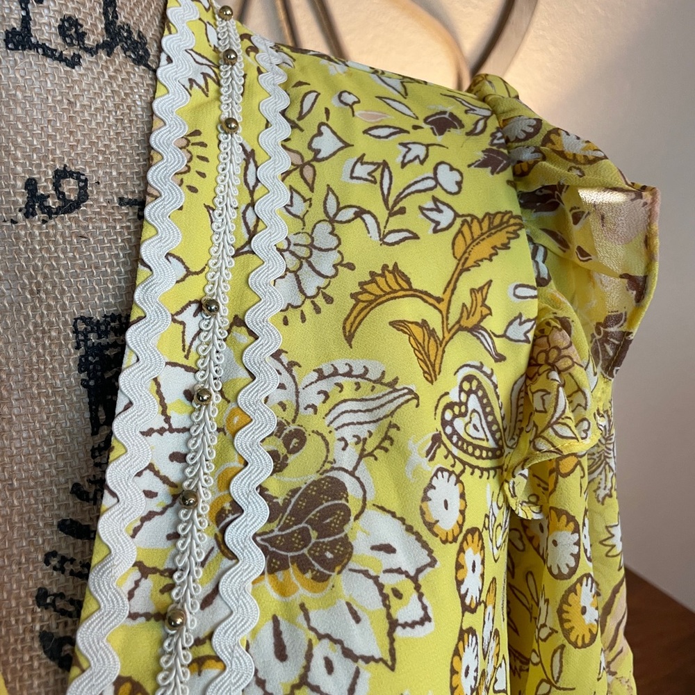 Marc New York Floral Yellow Ruffle & Rick Rack Women's Top - Picture 3 of 16